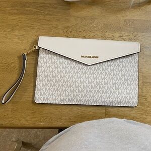 Michael Kors Cream and White Wristlet Clutch